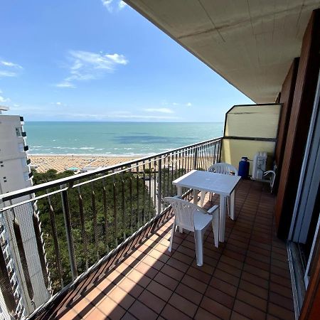 Condominio Aquilone Lignano Sabbiadoro Eksteriør billede