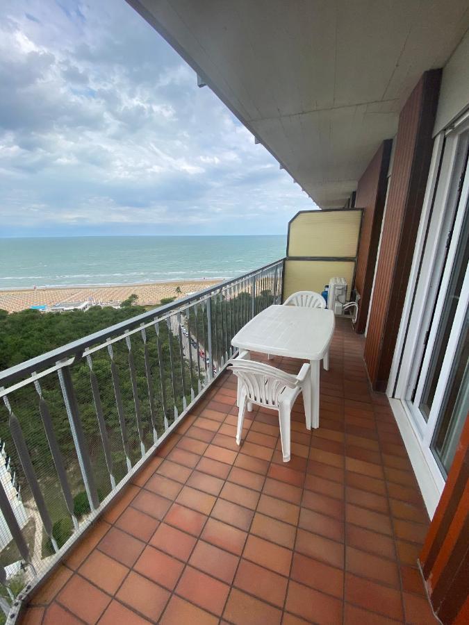 Condominio Aquilone Lignano Sabbiadoro Eksteriør billede
