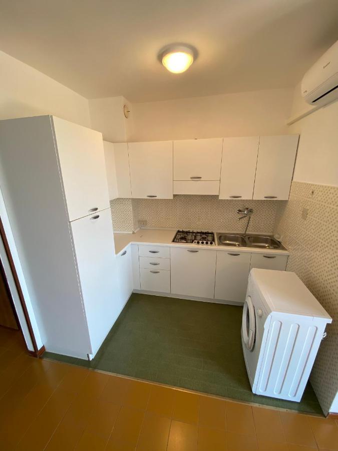 Condominio Aquilone Lignano Sabbiadoro Eksteriør billede