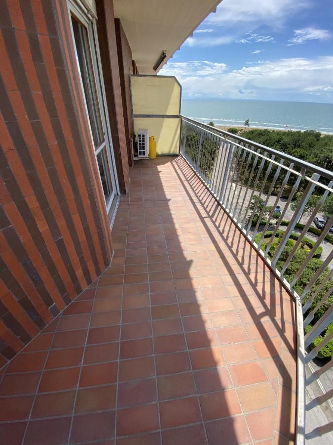 Condominio Aquilone Lignano Sabbiadoro Eksteriør billede