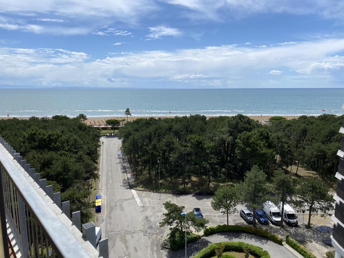 Condominio Aquilone Lignano Sabbiadoro Eksteriør billede